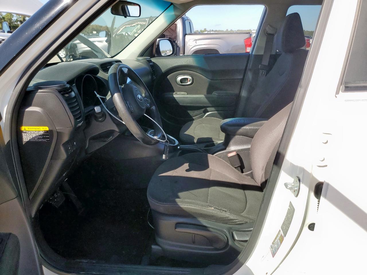 2018 Kia Soul VIN: KNDJN2A27J7514695 Lot: 92189455