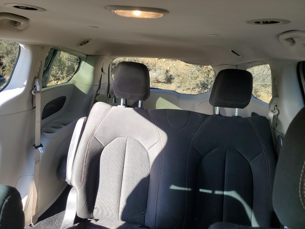 2018 Chrysler Pacifica L VIN: 2C4RC1AGXJR274748 Lot: 91497175