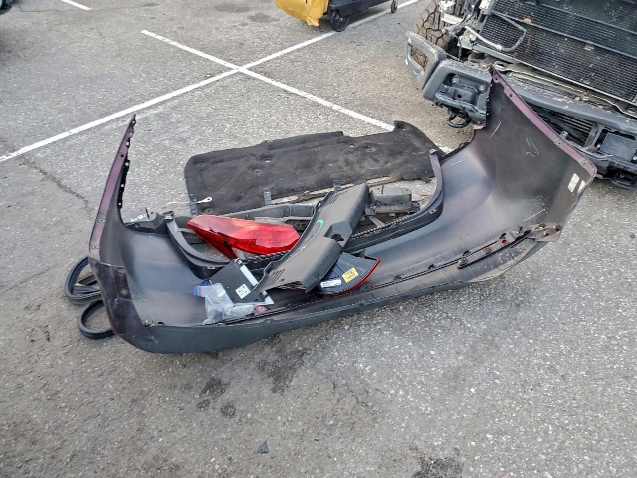 2018 Kia Forte Lx VIN: 3KPFK4A79JE196794 Lot: 93752485