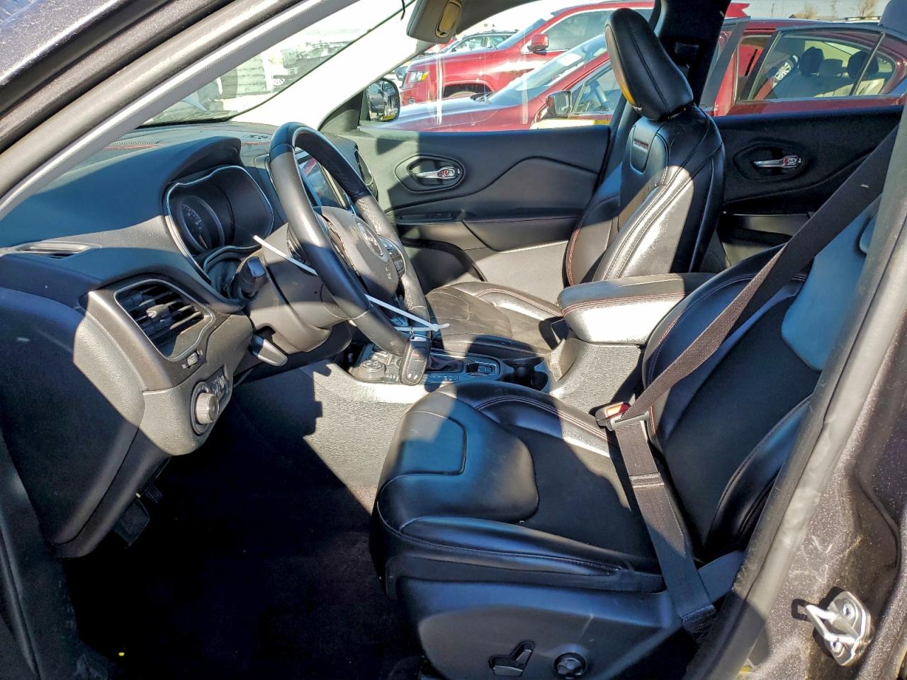 2019 Jeep Cherokee Trailhawk VIN: 1C4PJMBN0KD252872 Lot: 94317175