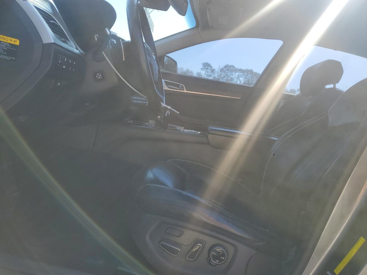 2015 Hyundai Genesis 5.0L VIN: KMHGN4JF4FU076148 Lot: 91610325