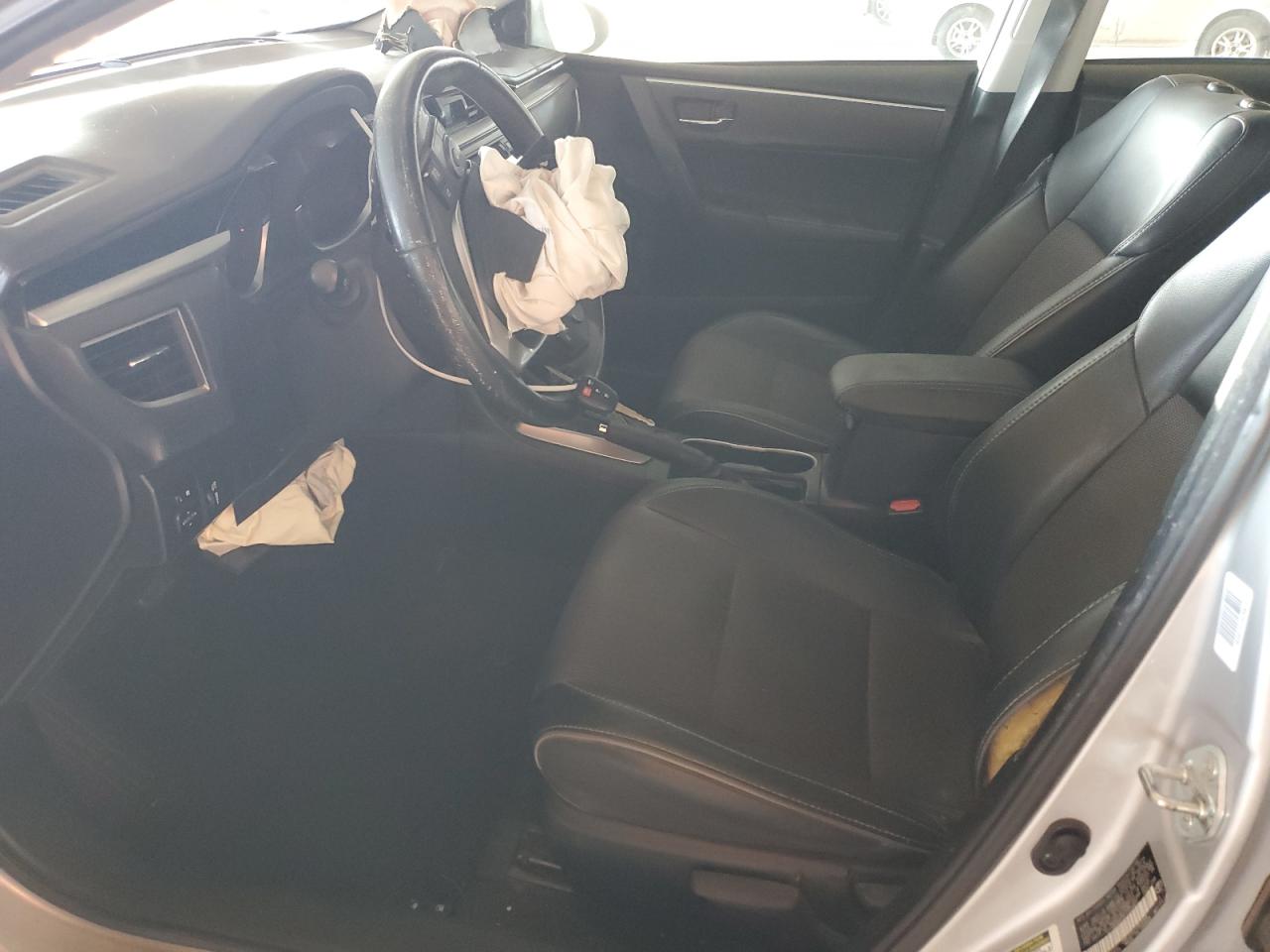 2015 Toyota Corolla L VIN: 2T1BURHE6FC333075 Lot: 92569445