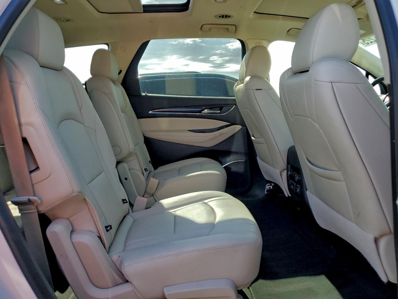 2022 Buick Enclave Essence VIN: 5GAERBKW3NJ161650 Lot: 93737225