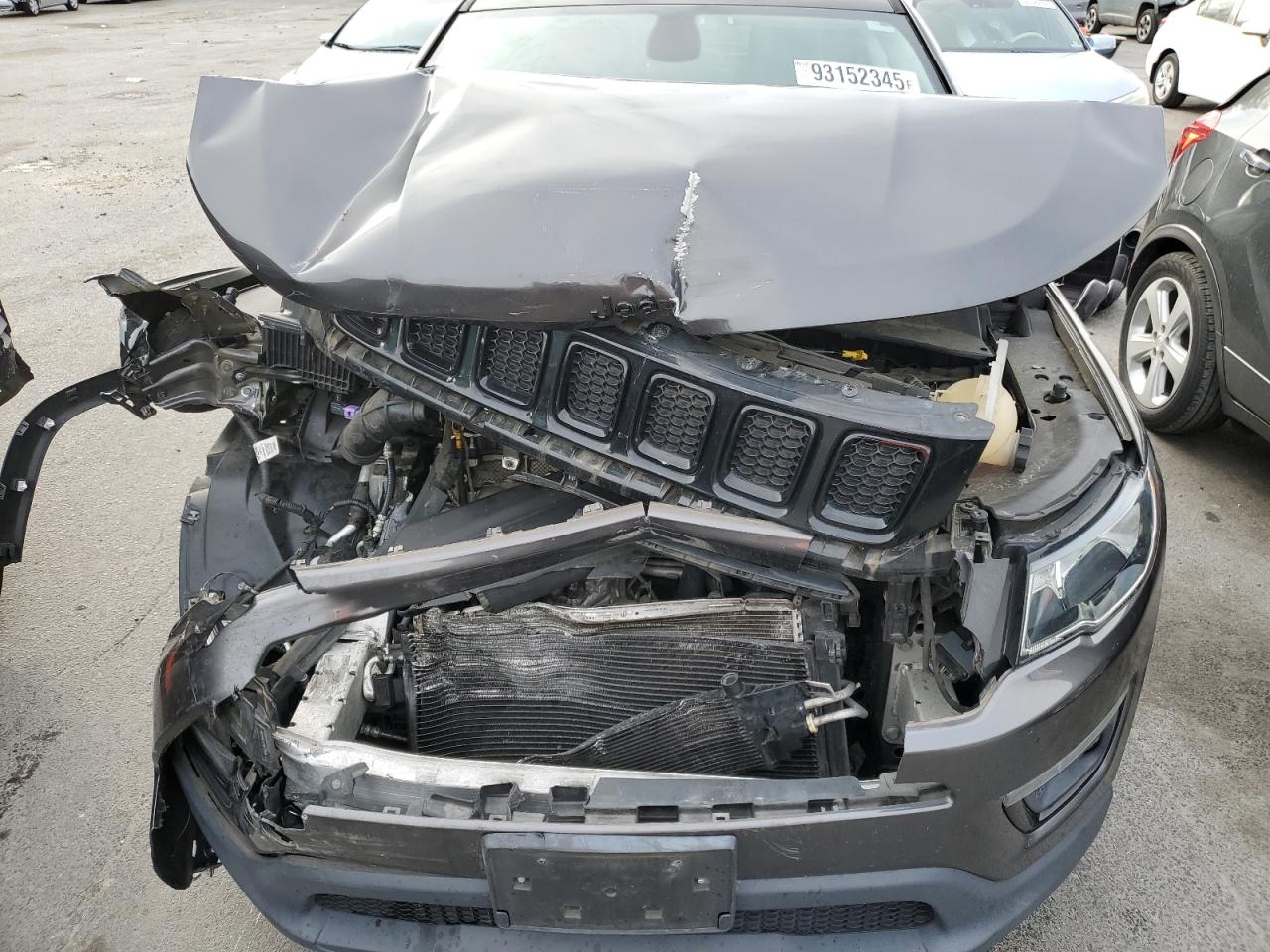 2018 Jeep Compass Latitude VIN: 3C4NJDBB3JT298878 Lot: 93152345