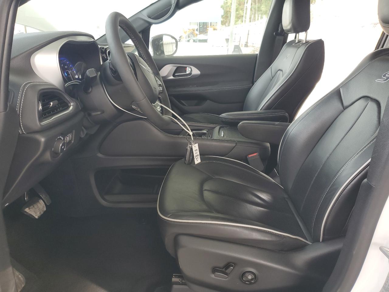 2025 Chrysler Pacifica Limited VIN: 2C4RC1GG8SR552927 Lot: 93134665