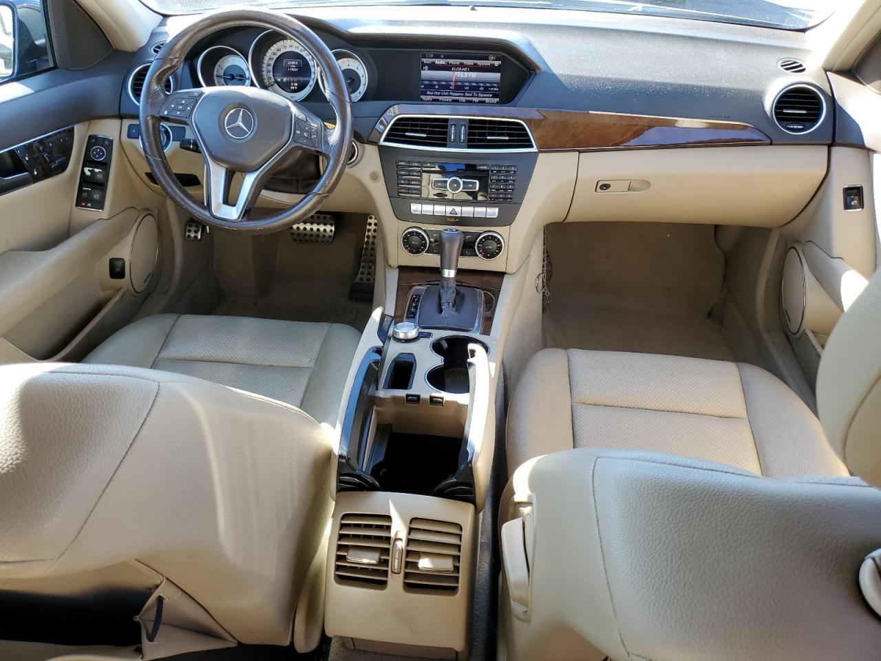 2013 Mercedes-Benz C 250 VIN: WDDGF4HB8DA869848 Lot: 85408695