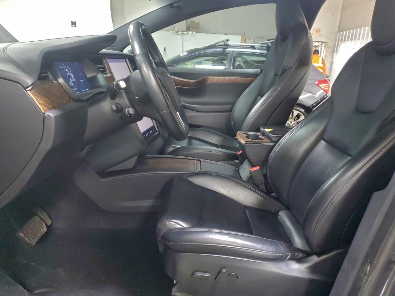 2021 Tesla Model X VIN: 5YJXCAE25MF321383 Lot: 93827195