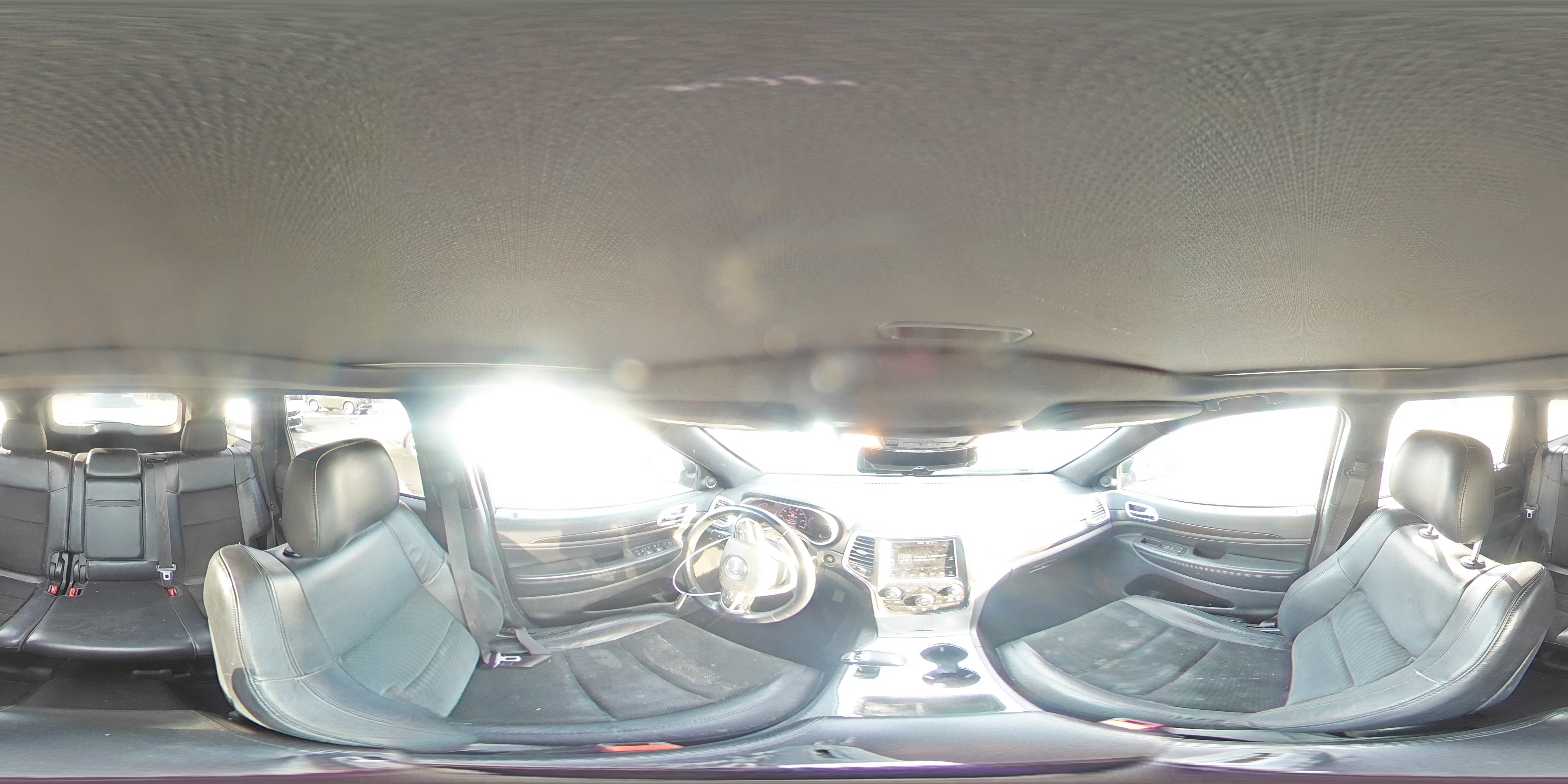 2015 Jeep Grand Cherokee Laredo VIN: 1C4RJEAG2FC915243 Lot: 94340225