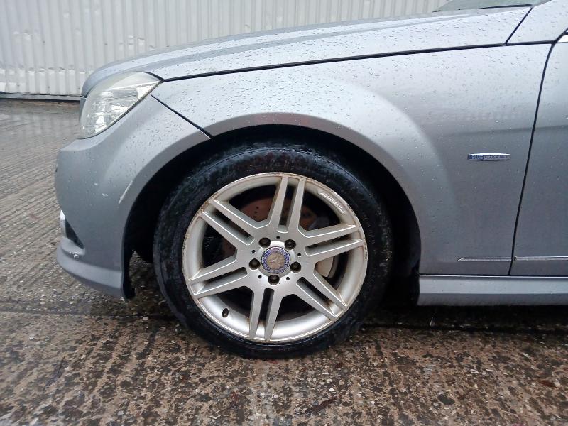 2010 MERCEDES-BENZ C CLASS C200 CDI BLUEEFFICIENCY SPORT 4DR AUTO