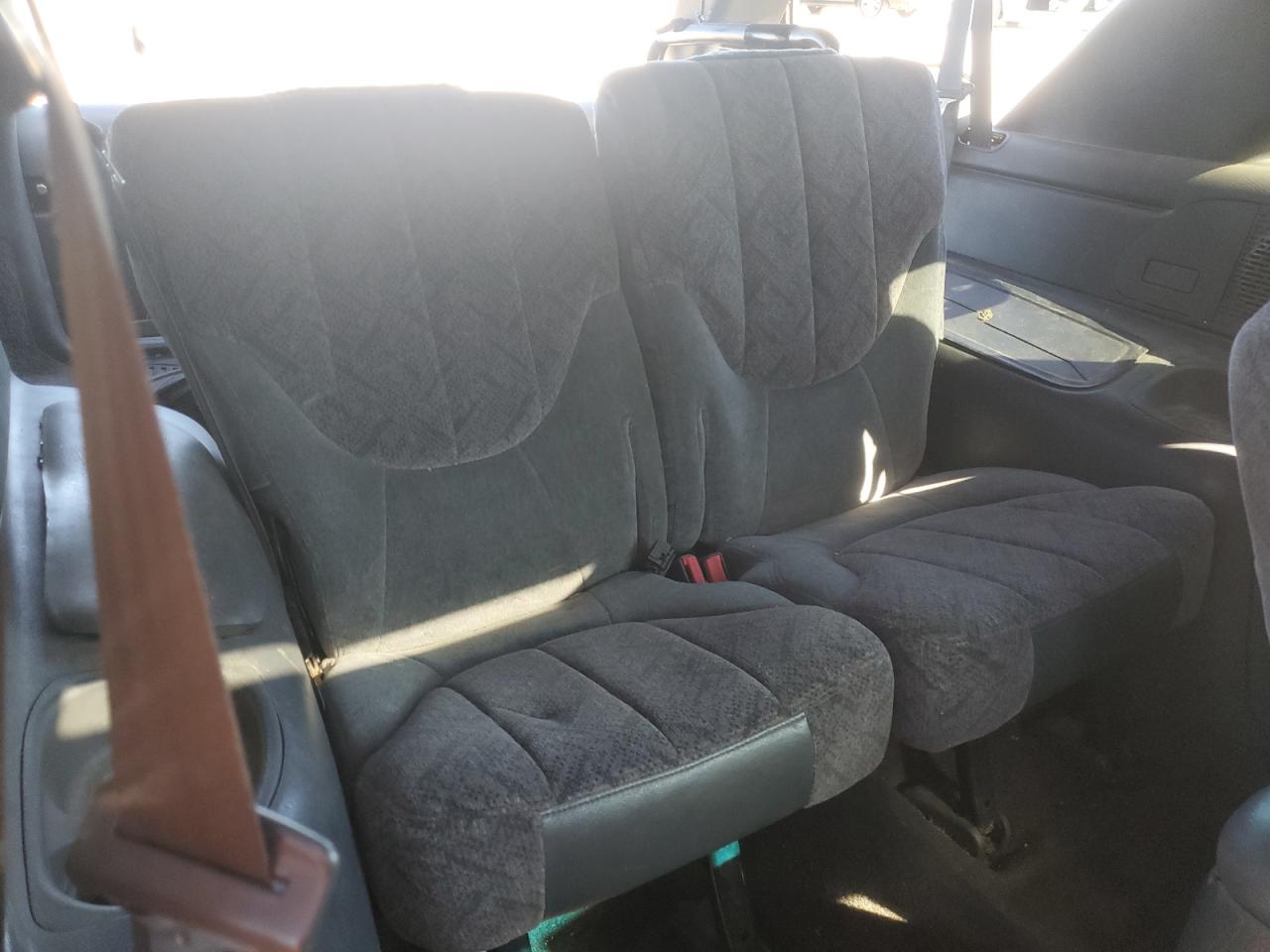 2000 GMC Jimmy VIN: 1GKCS18W8YK231738 Lot: 91124605