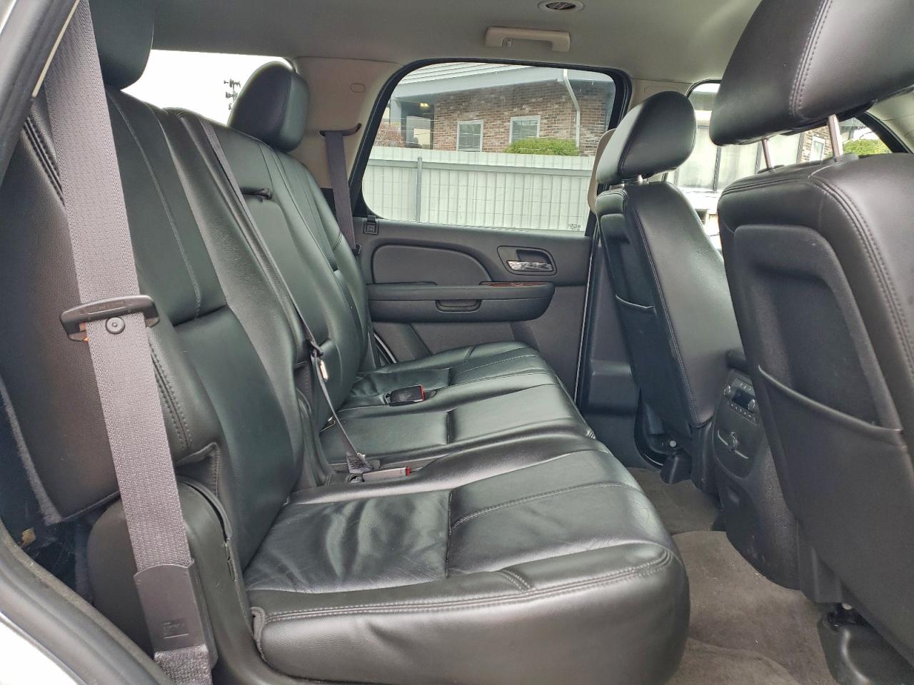 2011 Chevrolet Tahoe K1500 Lt VIN: 1GNSKBE01BR372024 Lot: 93558075