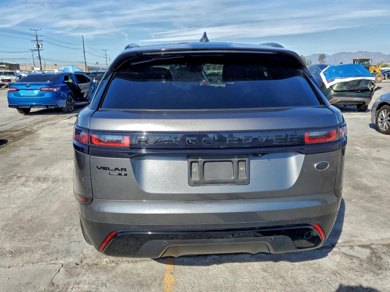2019 Land Rover Range Rover Velar S VIN: SALYB2EX2KA786923 Lot: 94195095