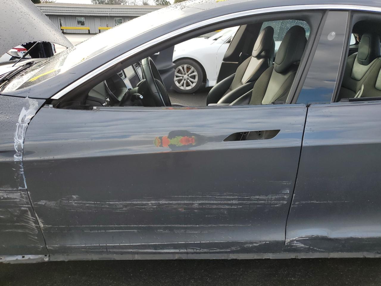 2017 Tesla Model S VIN: 5YJSA1E23HF215021 Lot: 92946265