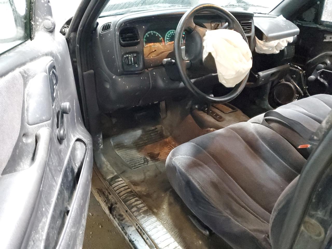 2000 Dodge Dakota VIN: 1B7GG26X6YS545792 Lot: 93241385