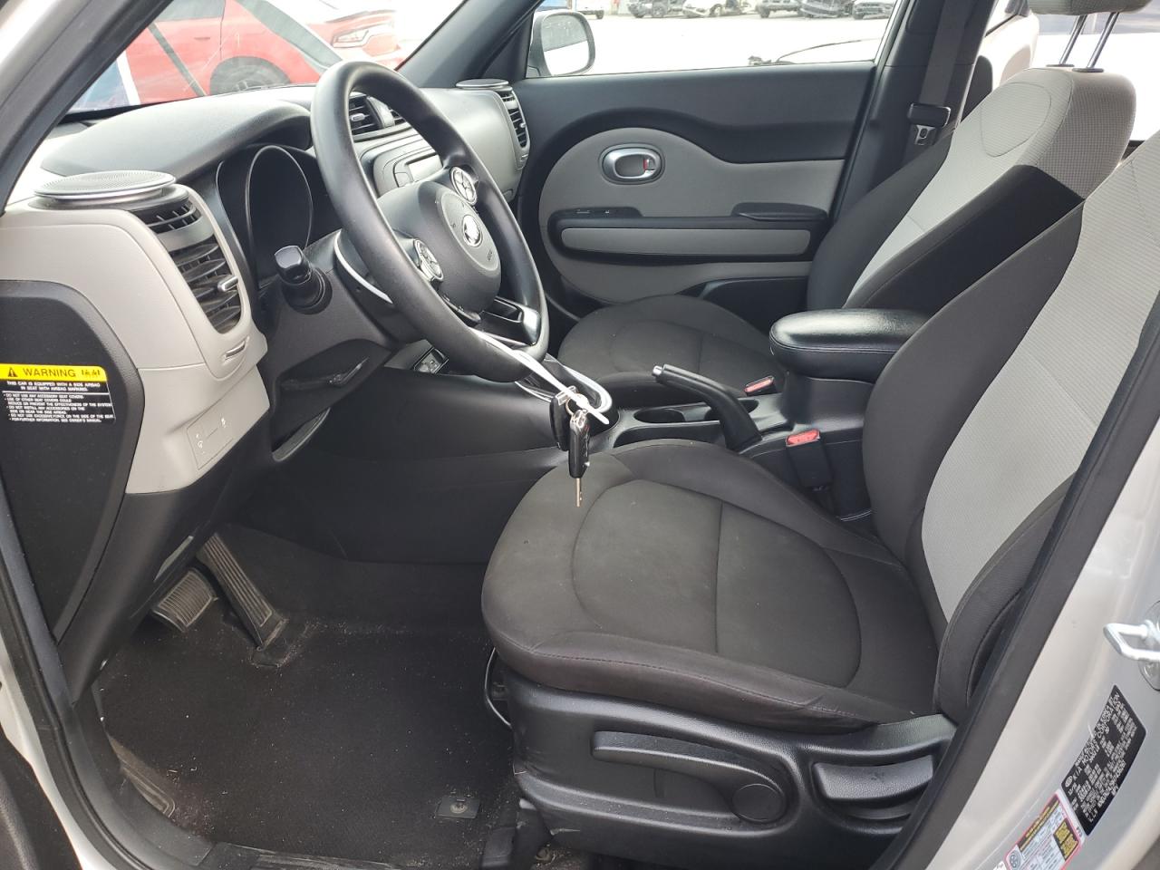 2017 Kia Soul VIN: KNDJN2A29H7456261 Lot: 92230955