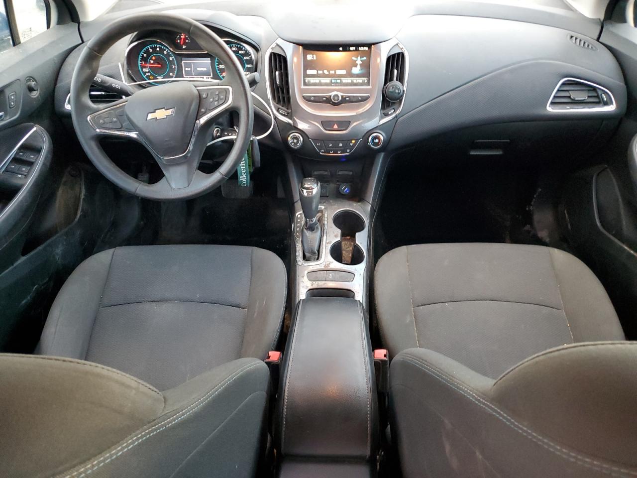 2018 Chevrolet Cruze Lt VIN: 1G1BE5SM4J7179247 Lot: 91813325