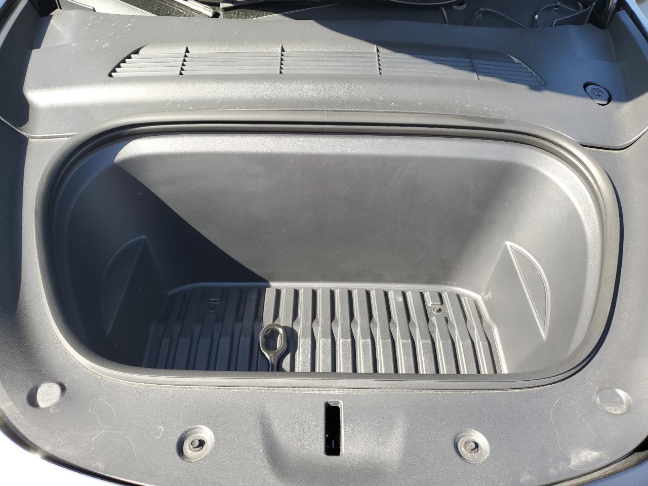 2024 Tesla Model Y VIN: 7SAYGDED3RF036722 Lot: 91325885