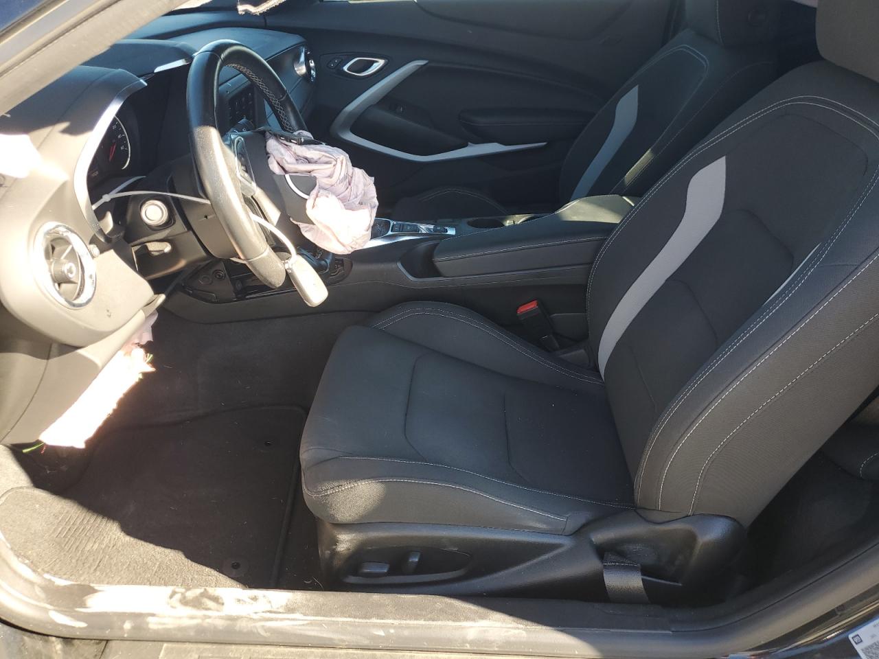 2022 Chevrolet Camaro Ls VIN: 1G1FB1RX9N0102343 Lot: 92166335