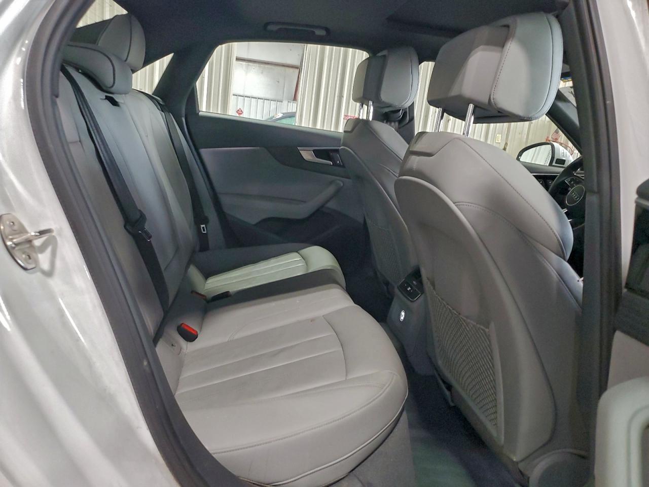 2020 Audi A4 Premium VIN: WAUDNAF43LA040443 Lot: 93750265