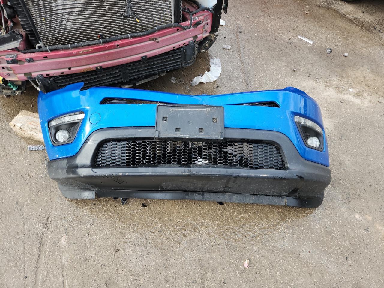 2020 Jeep Compass Latitude VIN: 3C4NJDBB1LT143118 Lot: 93040005