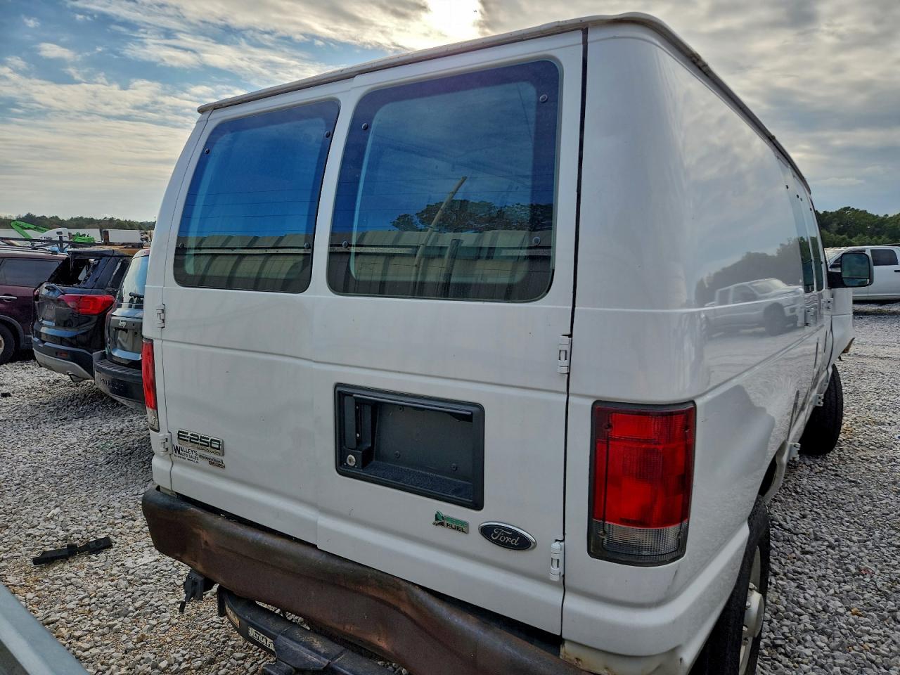 2014 Ford Econoline E250 Van VIN: 1FTNE2EW2EDA95788 Lot: 93227985