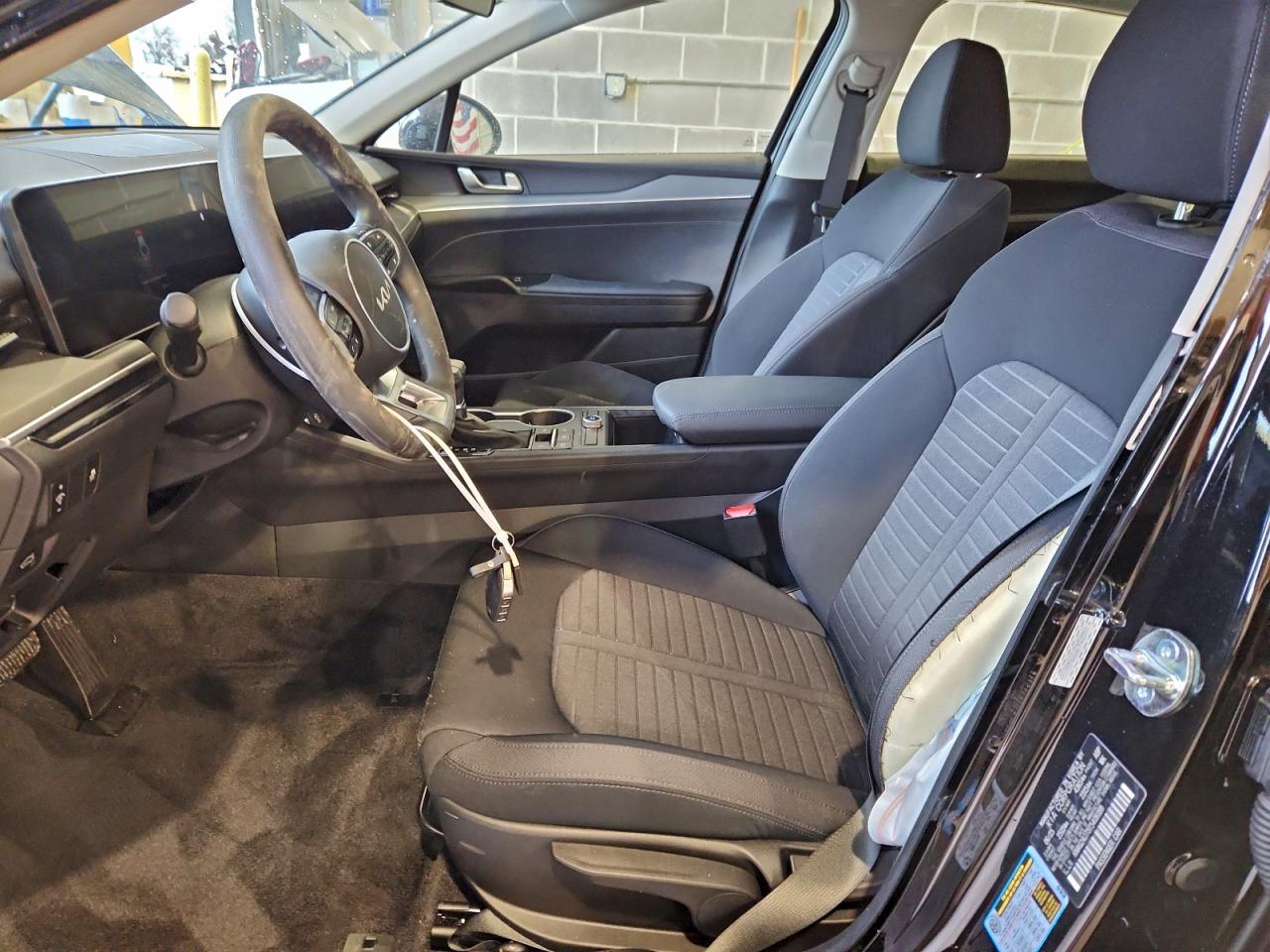 2026 Kia K5 Lxs VIN: KNAG24J73T5406189 Lot: 94113465