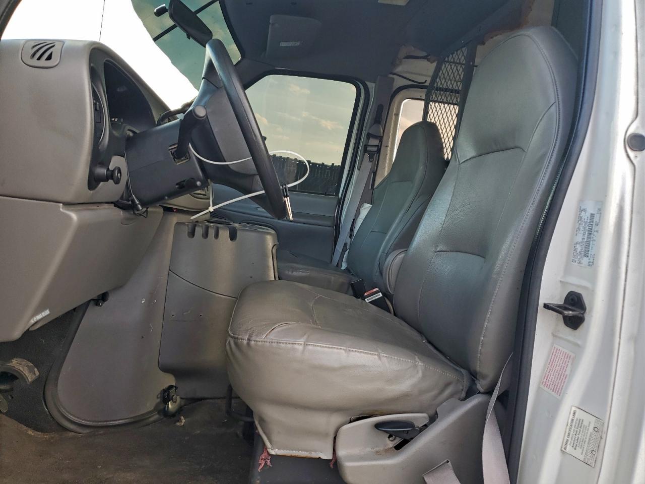 2002 Ford E350 Delivery Van VIN: 1FTSS34LX2HA21354 Lot: 94048325