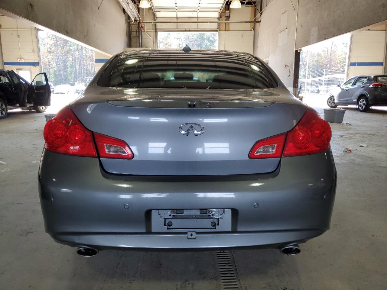 2013 Infiniti G37 Base VIN: JN1CV6AP7DM304733 Lot: 92421685