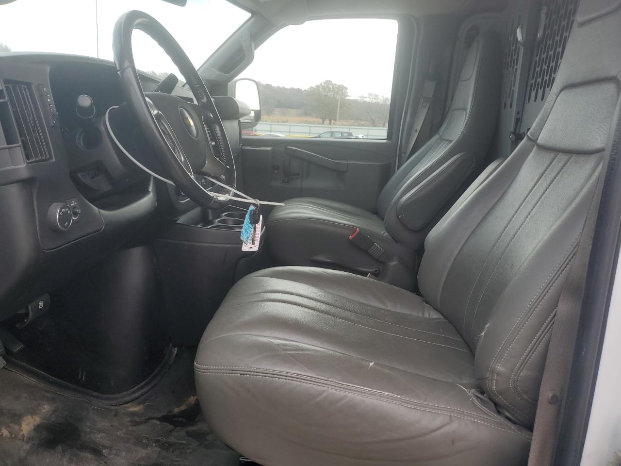 2018 Chevrolet Express G2500 VIN: 1GCWGAFP7J1345540 Lot: 92583885