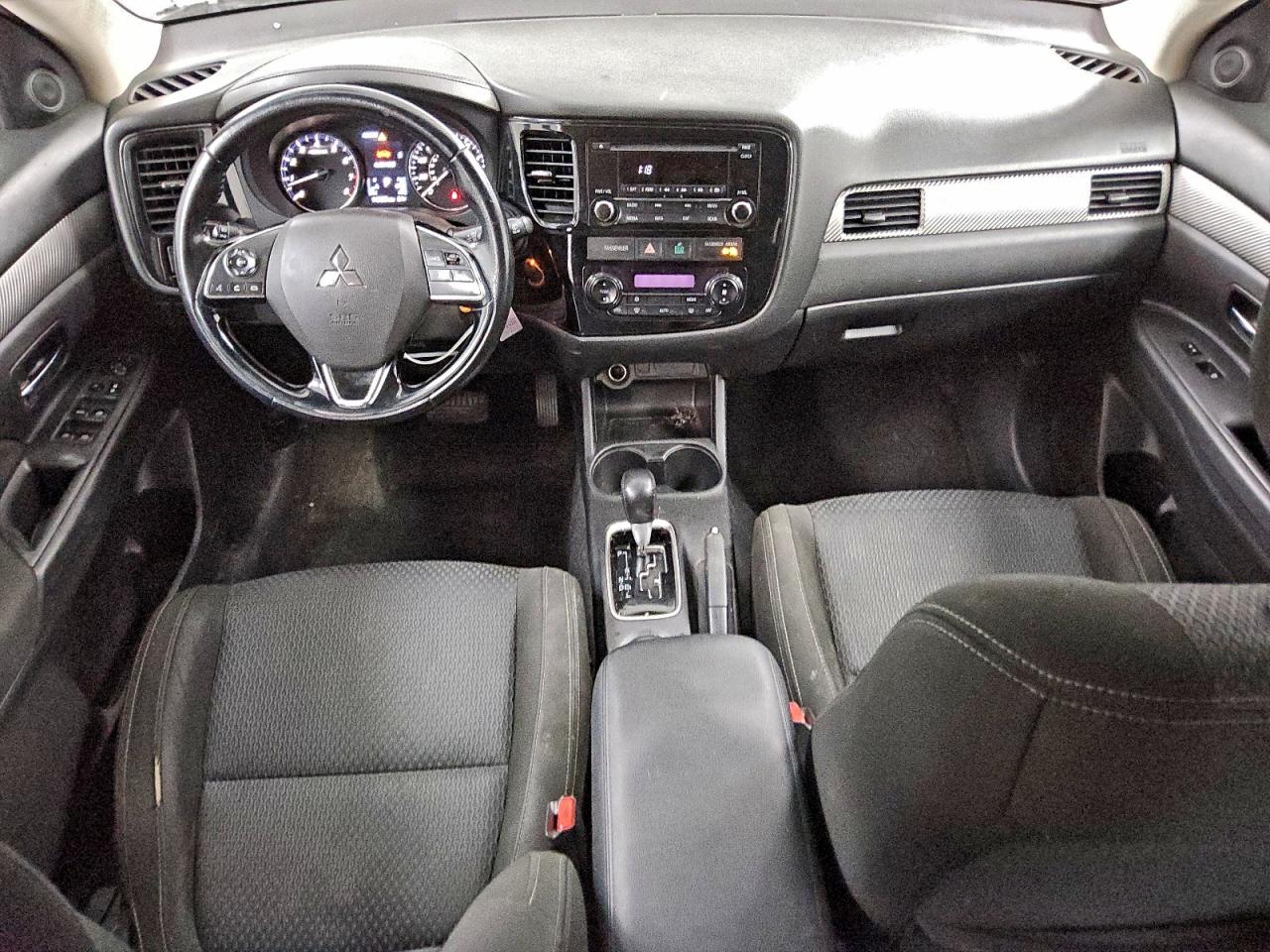 2016 Mitsubishi Outlander Se VIN: JA4AZ3A30GZ053303 Lot: 90110575