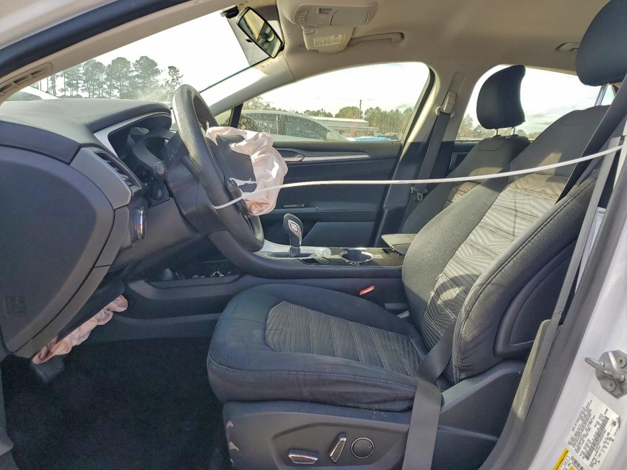 2016 Ford Fusion Se VIN: 3FA6P0H76GR307065 Lot: 94569445