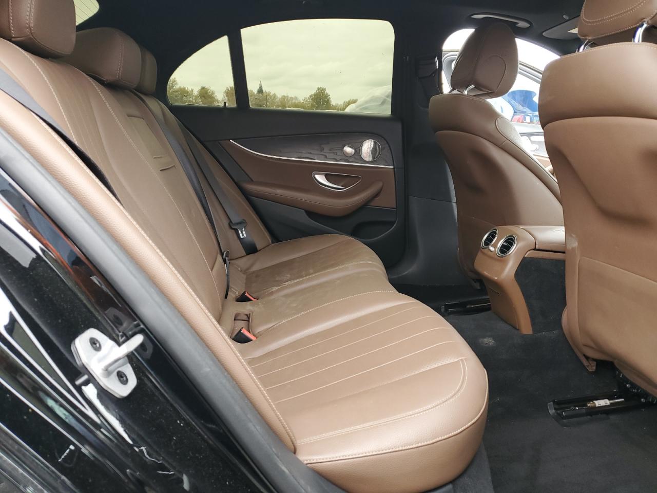 2021 Mercedes-Benz E 350 VIN: W1KZF8DB0MA960330 Lot: 93254615