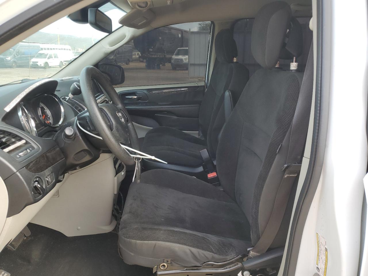 2018 Dodge Grand Caravan Se VIN: 2C4RDGBGXJR339905 Lot: 93875715