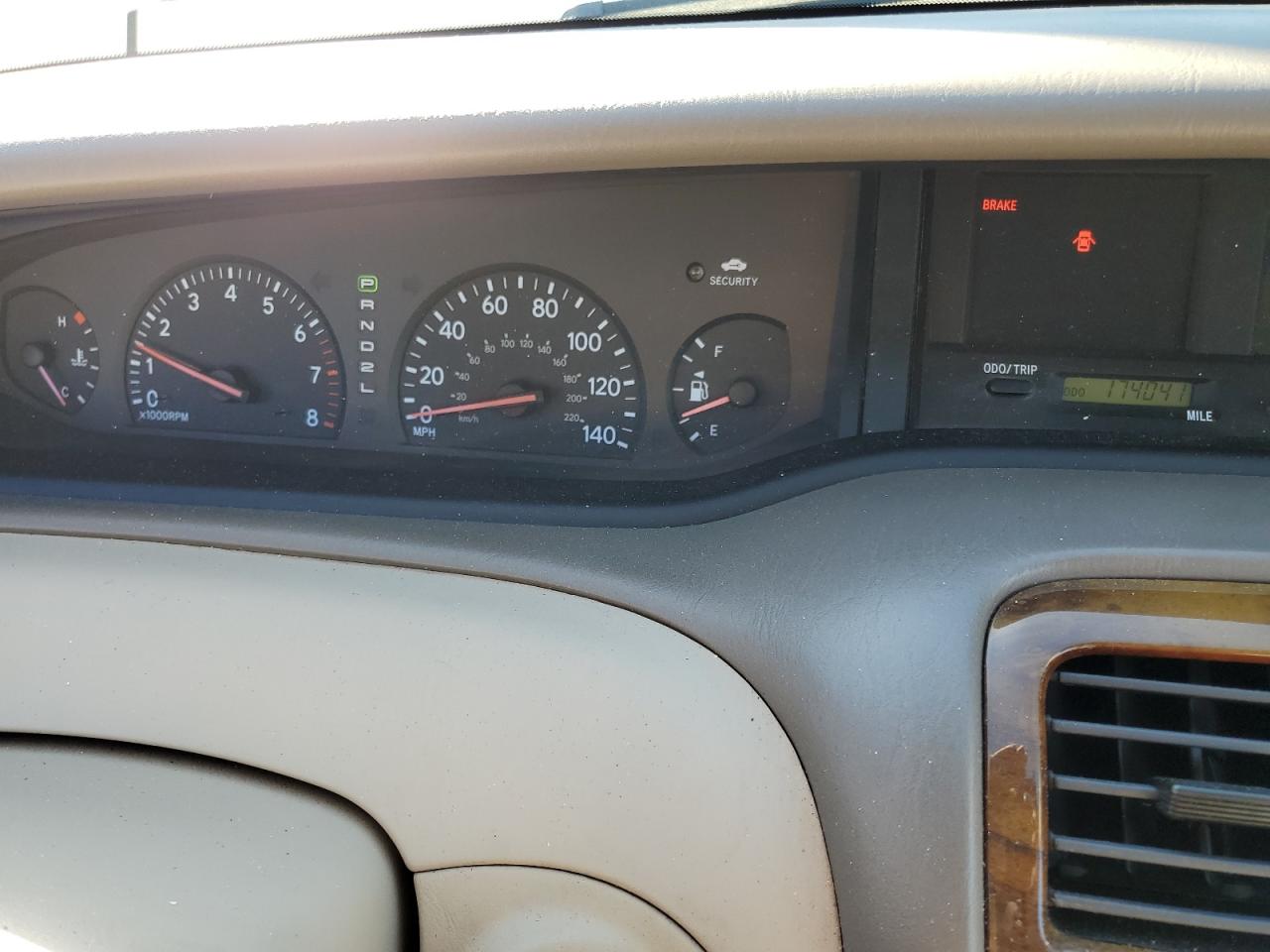 2004 Toyota Avalon Xl VIN: 4T1BF28B94U375498 Lot: 93195195