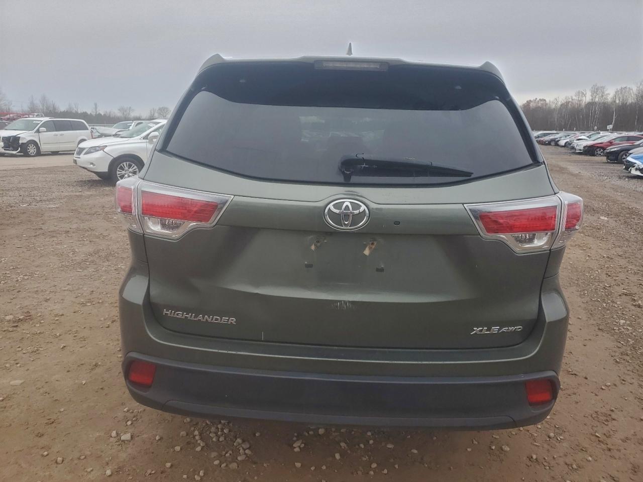 2016 Toyota Highlander Xle VIN: 5TDJKRFH4GS317321 Lot: 94358155