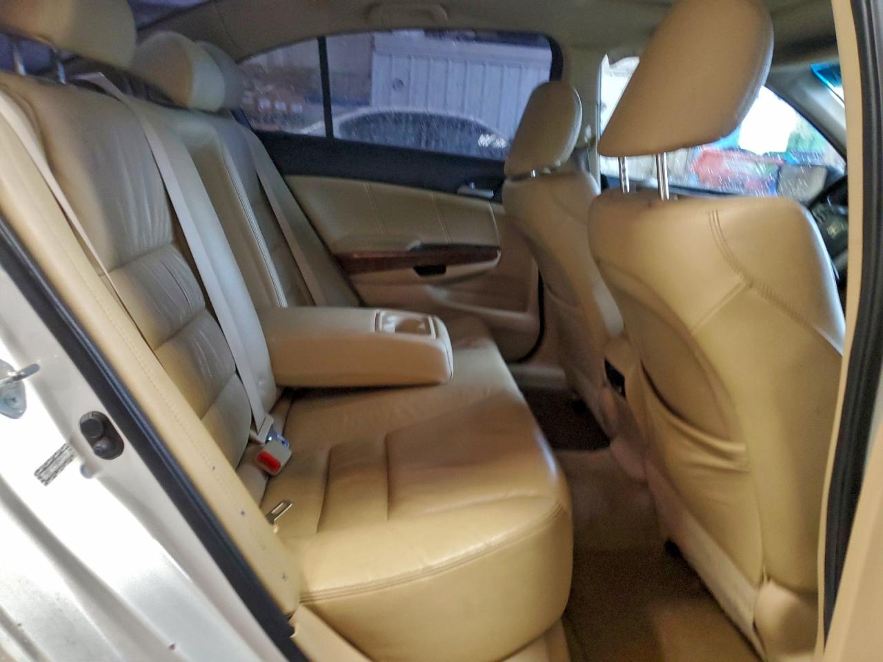 2011 Honda Accord Exl VIN: 1HGCP3F89BA007132 Lot: 90736825