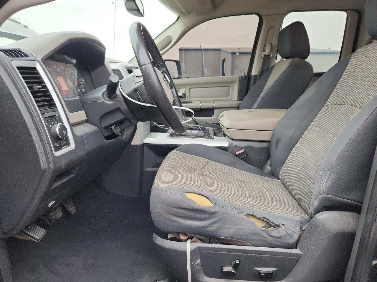 2009 Dodge Ram 1500 VIN: 1D3HB18T39S757811 Lot: 93743875