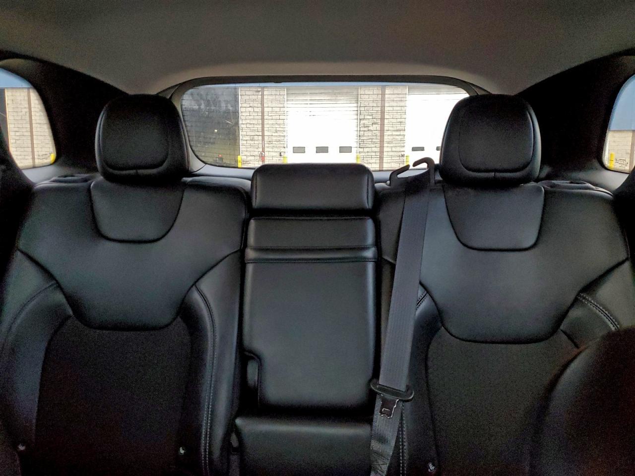 2019 Jeep Cherokee Latitude Plus VIN: 1C4PJLLB9KD146001 Lot: 94180155