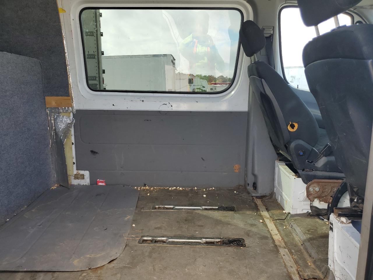 2016 Mercedes Benz Sprinter 2500 Delivery Van VIN: 8BTPE8DD0GE127915 Lot: 90341775