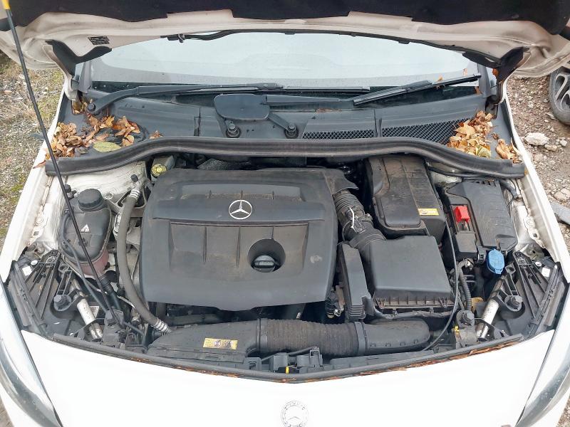 2015 MERCEDES-BENZ B CLASS B200 CDI SPORT PREMIUM 5DR