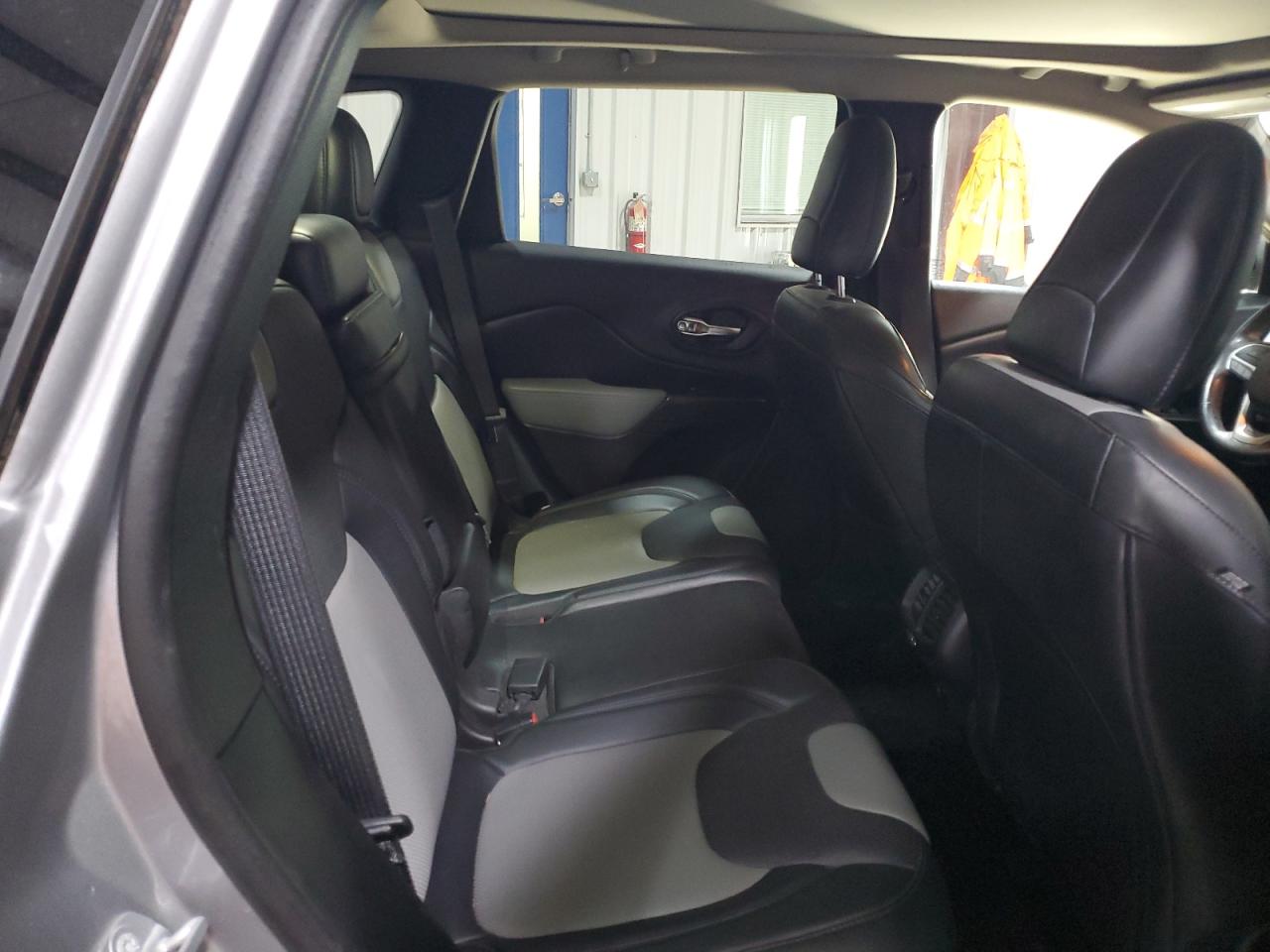 2014 Jeep Cherokee Limited VIN: 1C4PJMDS3EW190086 Lot: 92587425