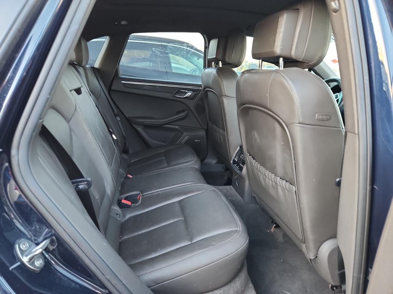 2020 Porsche Macan VIN: WP1AA2A58LLB04115 Lot: 86178105