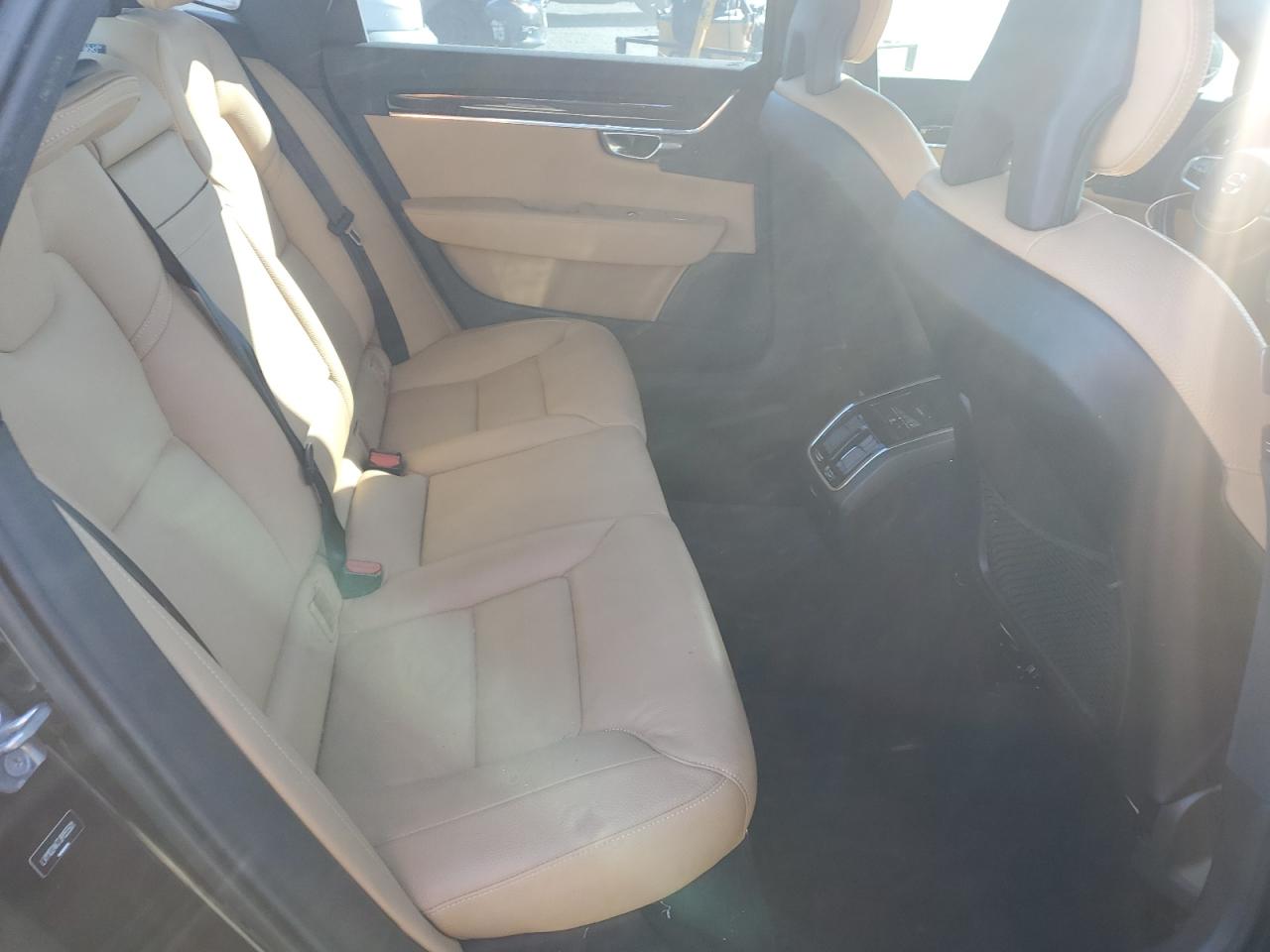 2018 Volvo S90 T5 Momentum VIN: LVY102AK7JP055501 Lot: 91001995