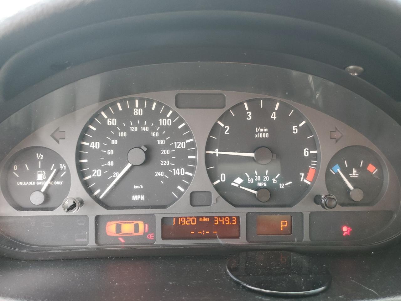 2003 BMW 325 I VIN: WBAET37423NJ41471 Lot: 92689225