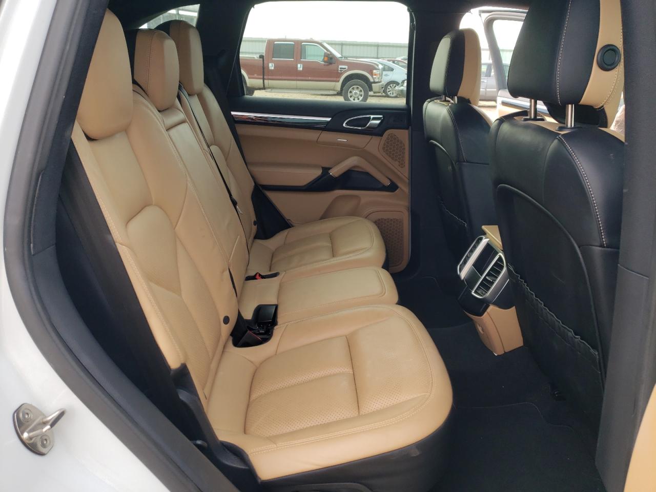 2016 Porsche Cayenne VIN: WP1AA2A24GLA09207 Lot: 90785045