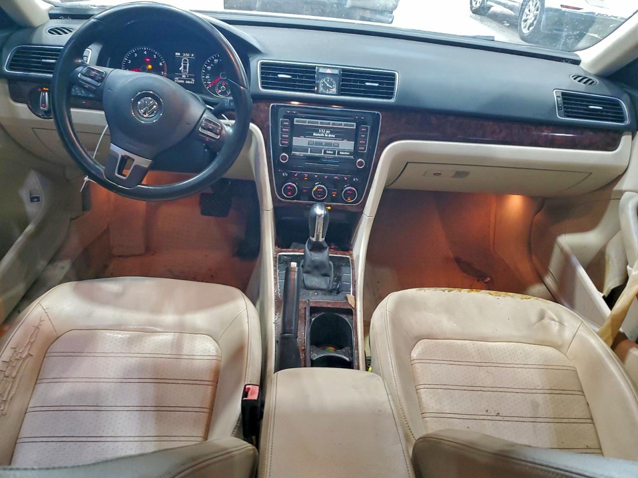 2012 Volkswagen Passat Sel VIN: 1VWCP7A37CC040988 Lot: 93347895