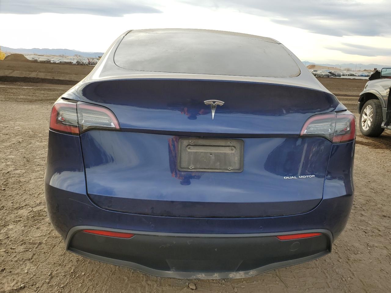 2021 Tesla Model Y VIN: 5YJYGAEE3MF180042 Lot: 92395875