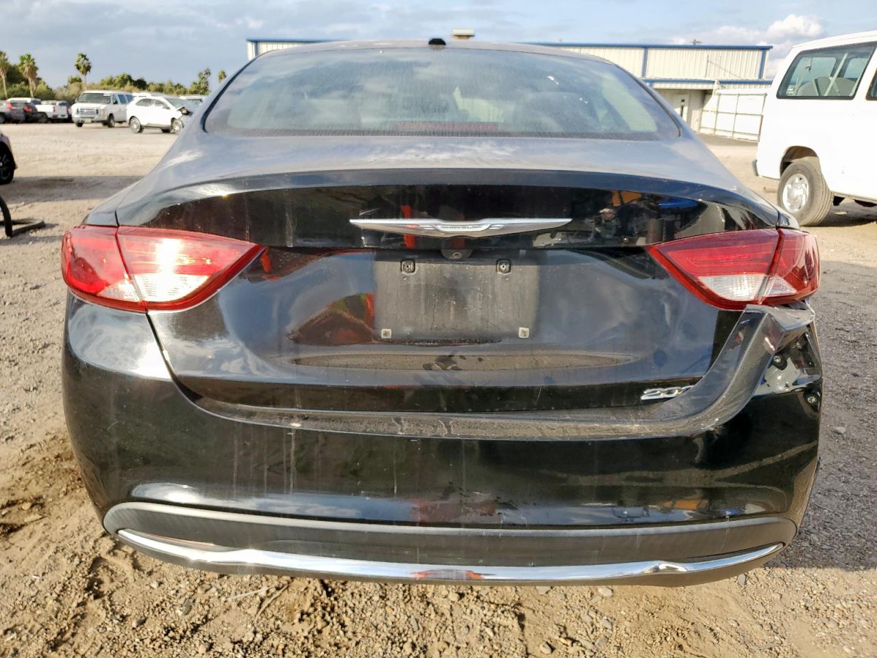 2015 Chrysler 200 Limited VIN: 1C3CCCAB4FN716664 Lot: 93084145