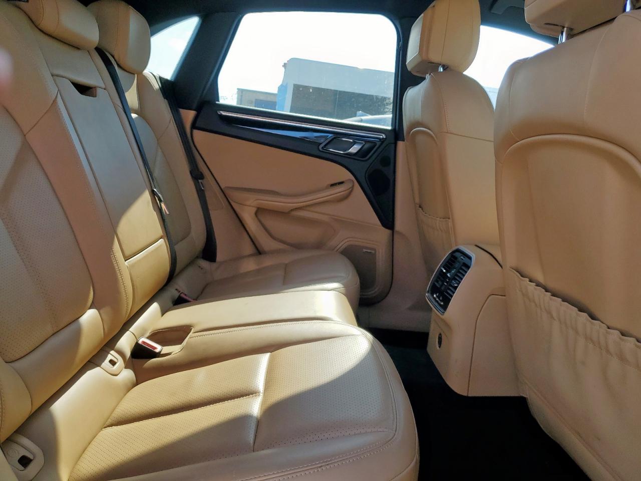 2017 Porsche Macan VIN: WP1AA2A54HLB07634 Lot: 93143625