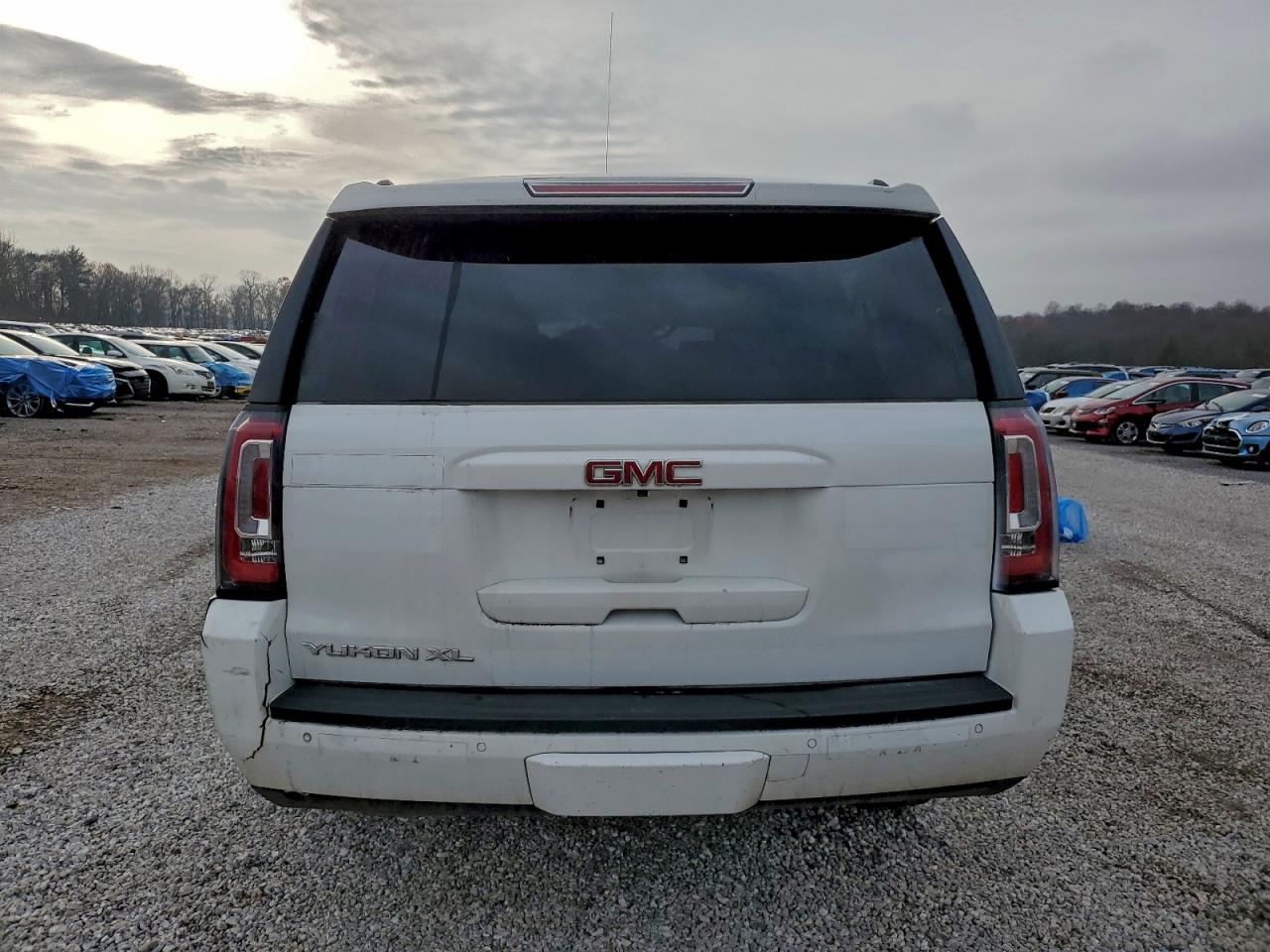2019 GMC Yukon Xl K1500 Slt VIN: 1GKS2GKC1KR389673 Lot: 91936415